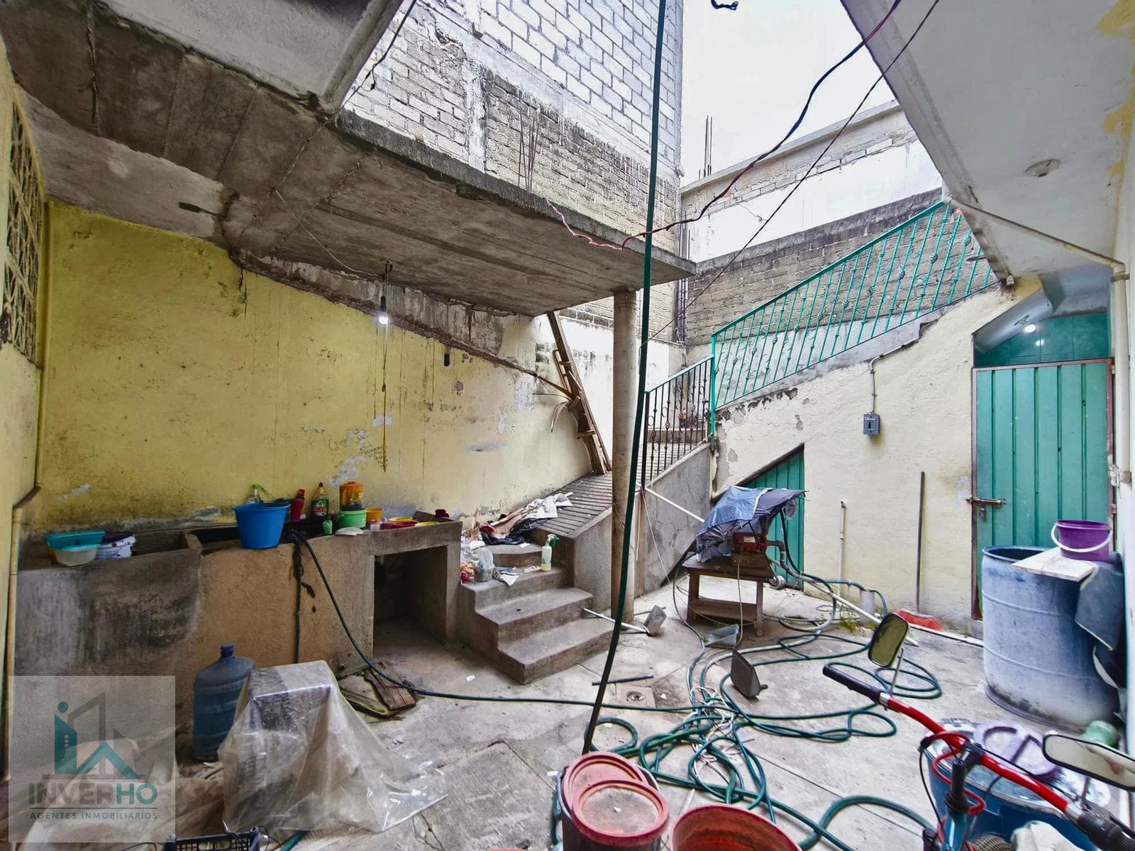 House for Sale in a Great Location.