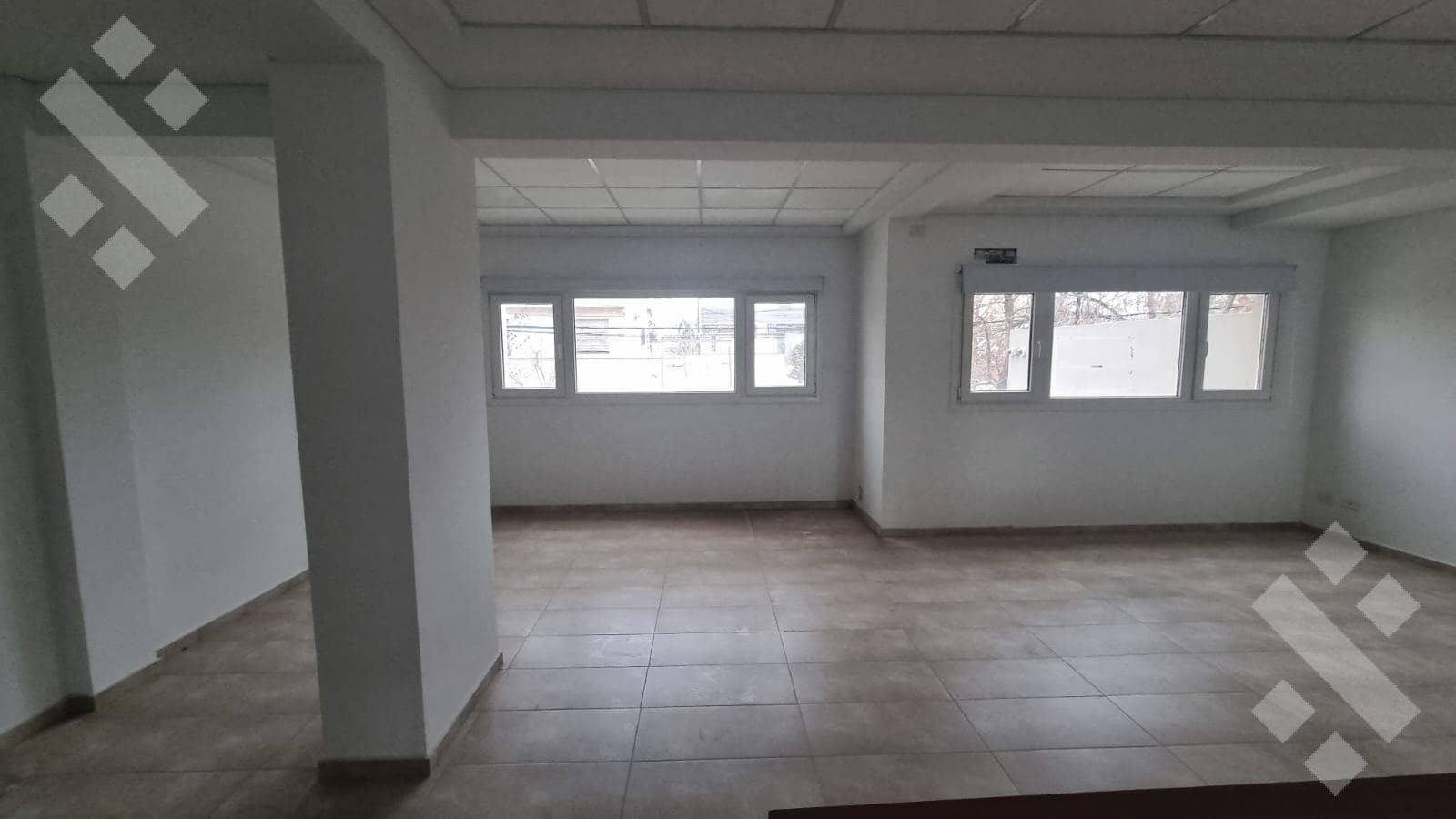 For Rent - Office - 49 Villegas Street - Cipolletti - Río Negro -