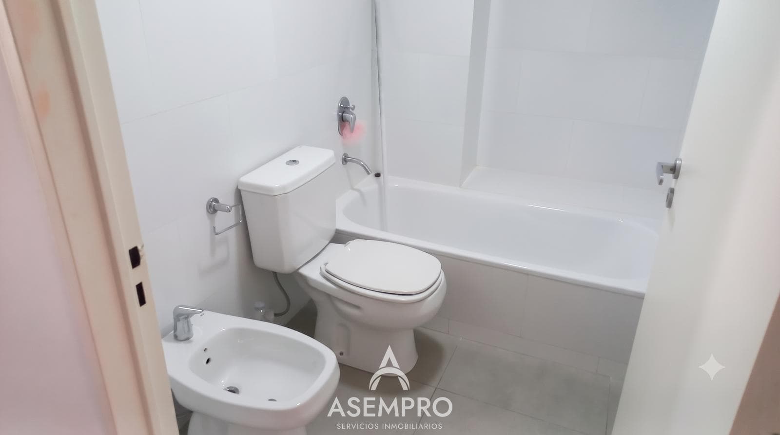 2-Bedroom Apartment with Garage in Puerto de Olivos