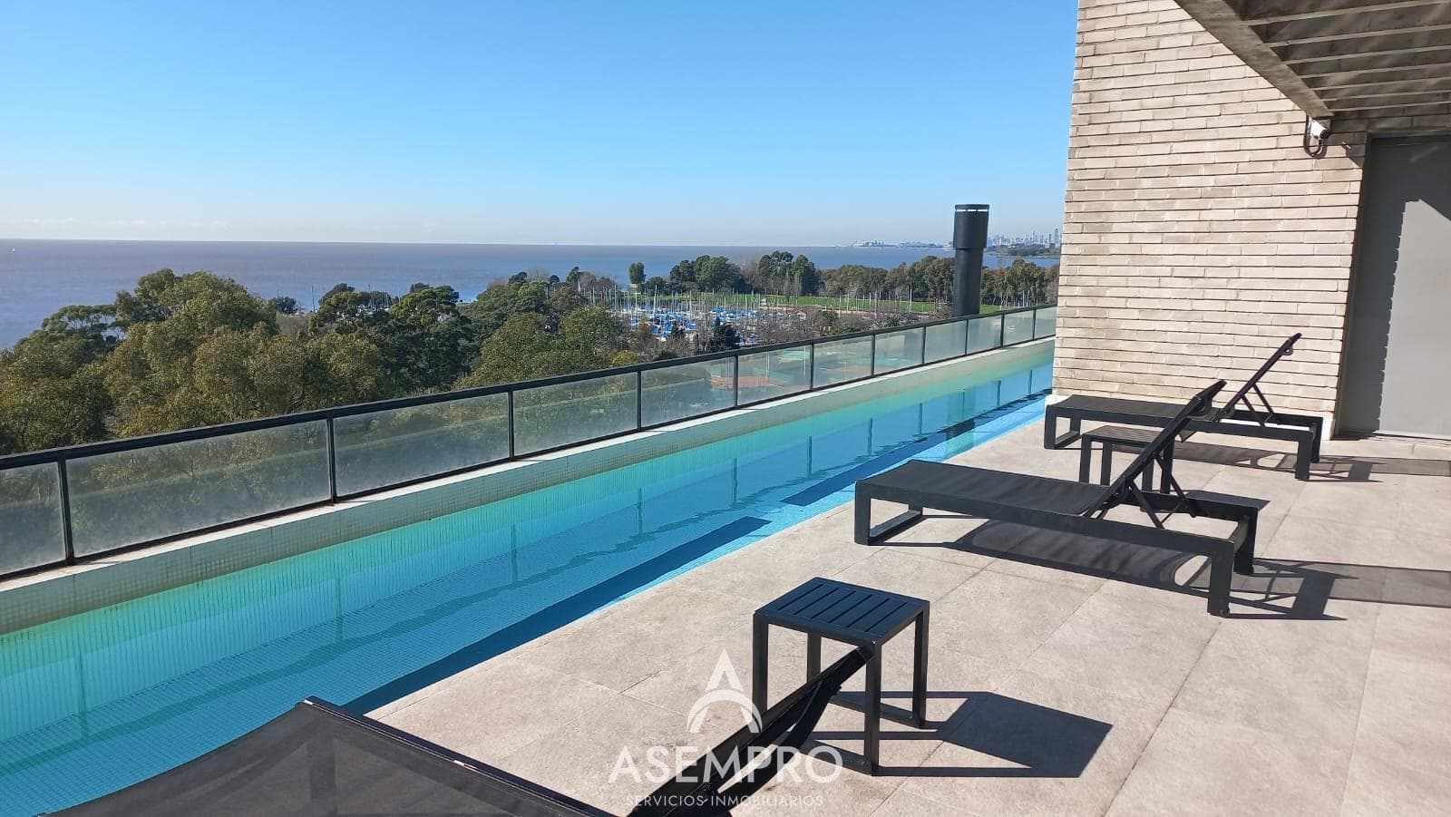 2-Bedroom Apartment with Garage in Puerto de Olivos