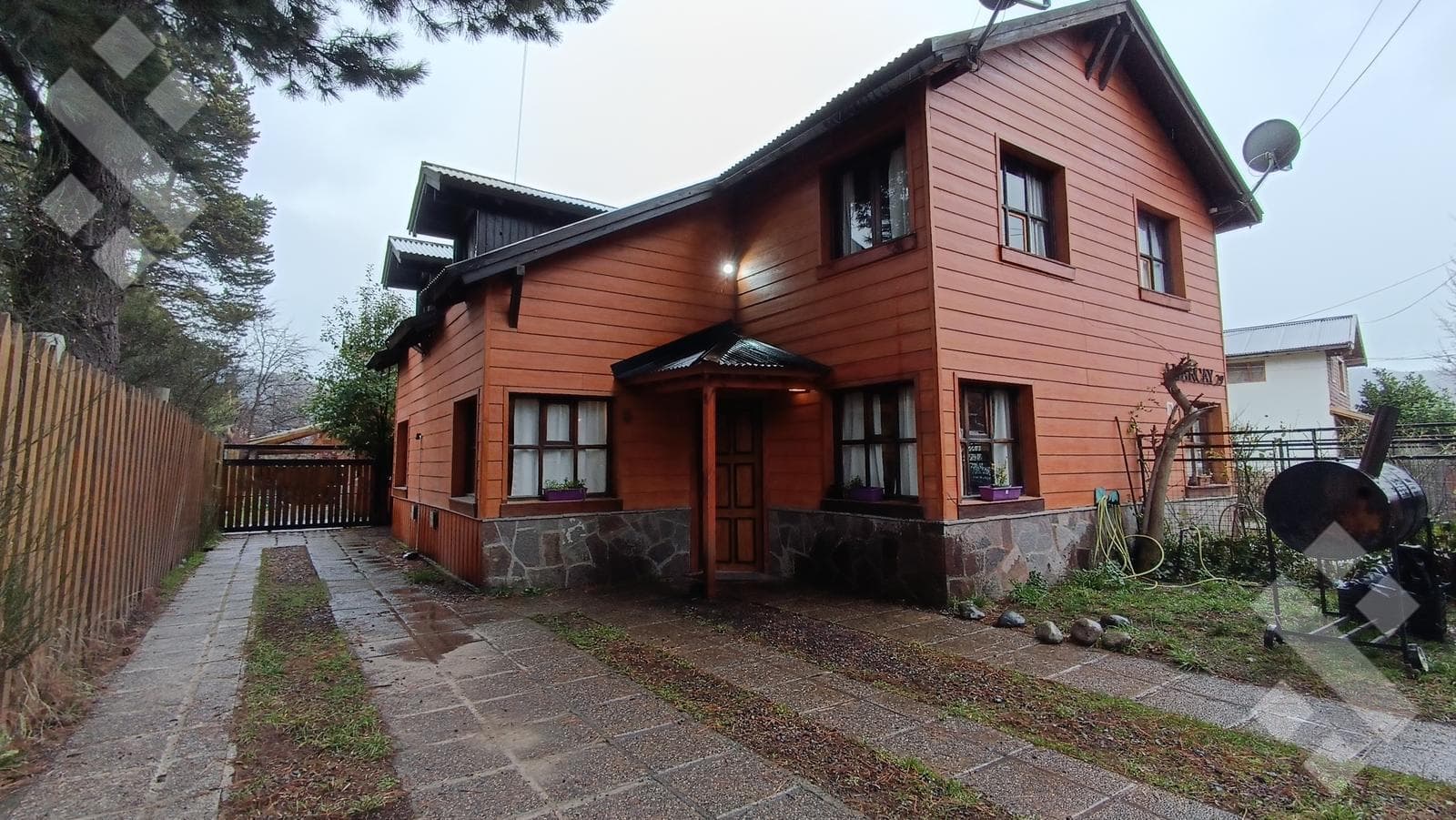 FOR RENT: Furnished 2-bedroom cabin, Amancay neighborhood, San Martín de los Andes