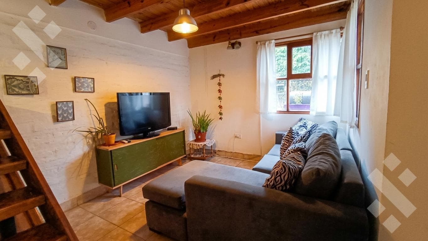 FOR RENT: Furnished 2-bedroom cabin, Amancay neighborhood, San Martín de los Andes