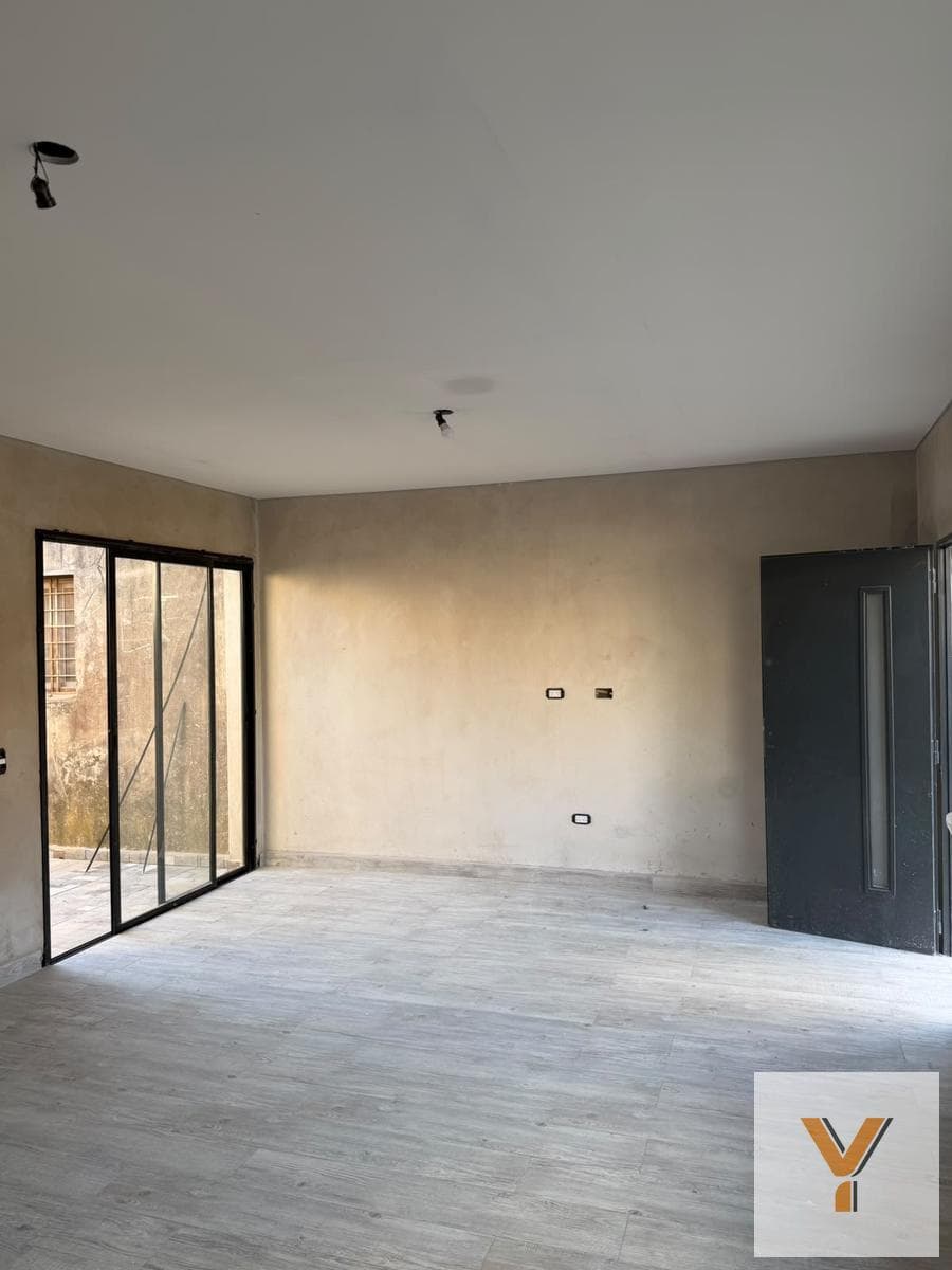 House for Sale - 2 Bedrooms, 1 Bathroom - 90 m² - San Miguel del Monte