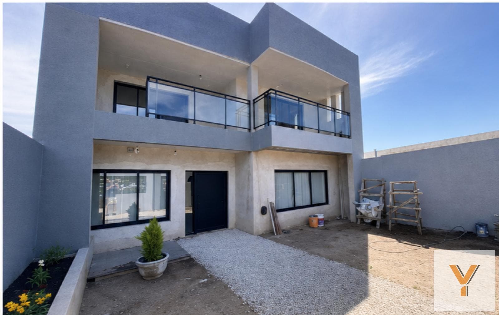 House for Sale - 4 Bedrooms, 3 Bathrooms - 358 m - Miramar