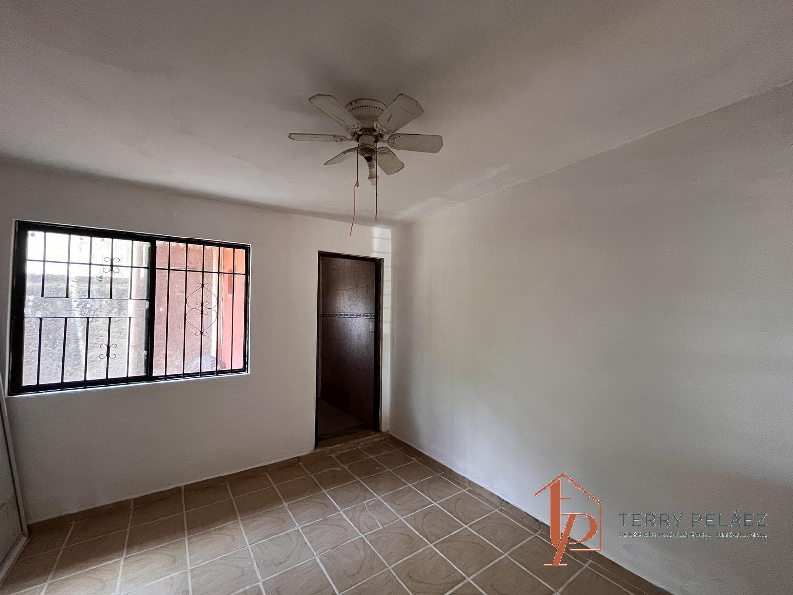 HOUSE FOR SALE IN COLONIA JESUS LUNA LUNA