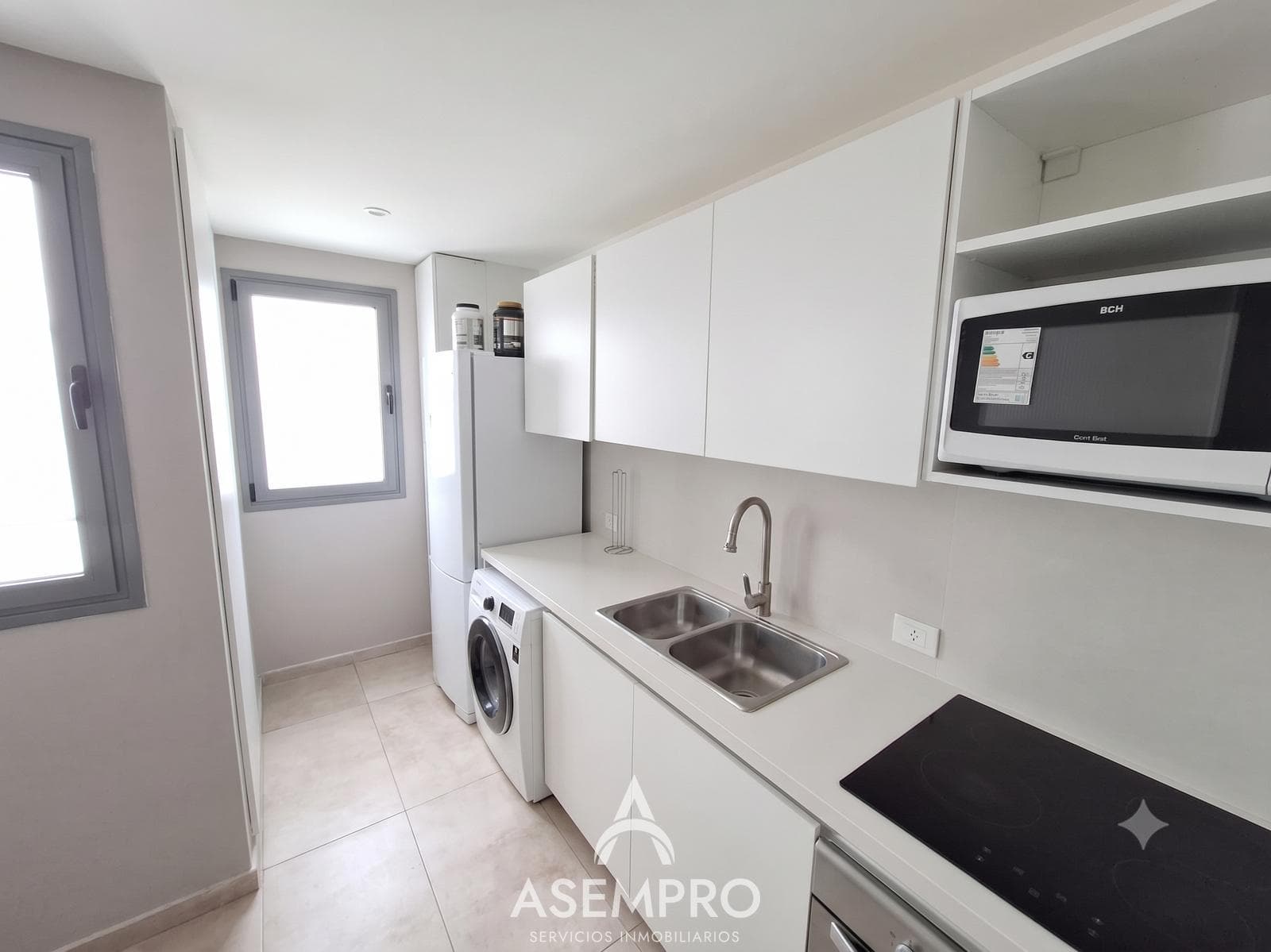 3-Room Apartment with Balcony and Terrace on Coghlan Street