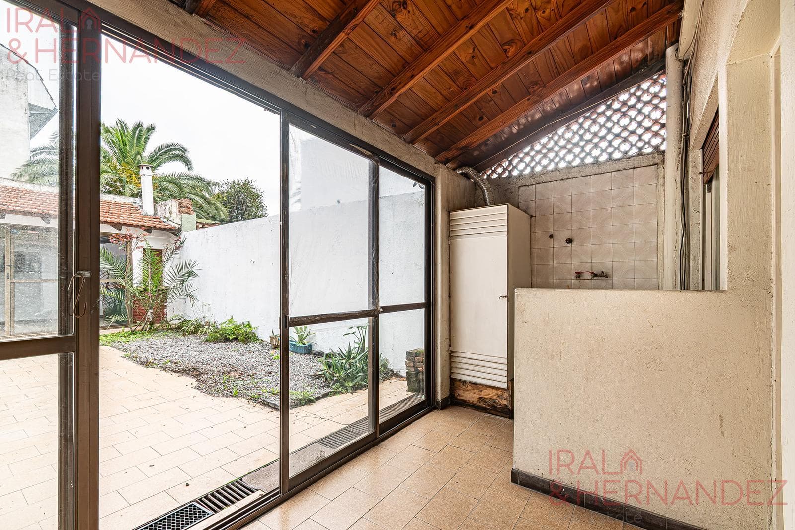 Duplex for Sale in Villa Urquiza with a Patio and Garage