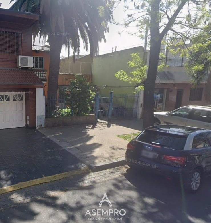 Land for Sale in Saavedra - 700 m² of Saleable Area