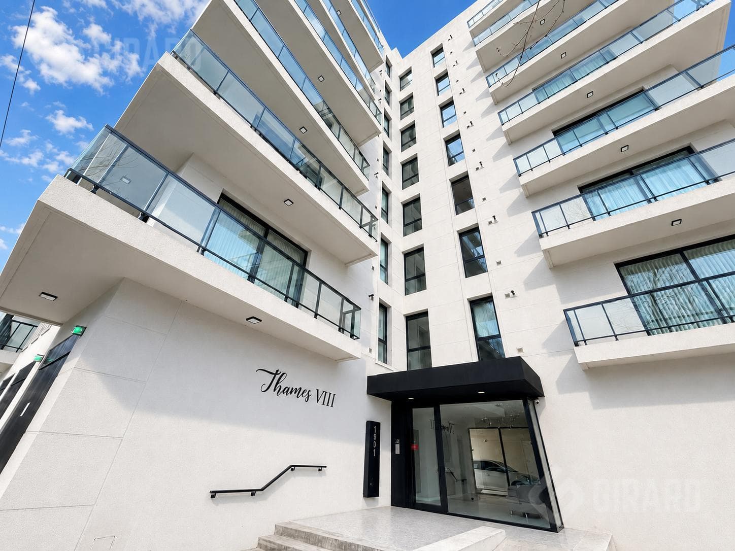3-room apartment for sale with a garage in the Güemes neighborhood, modern building