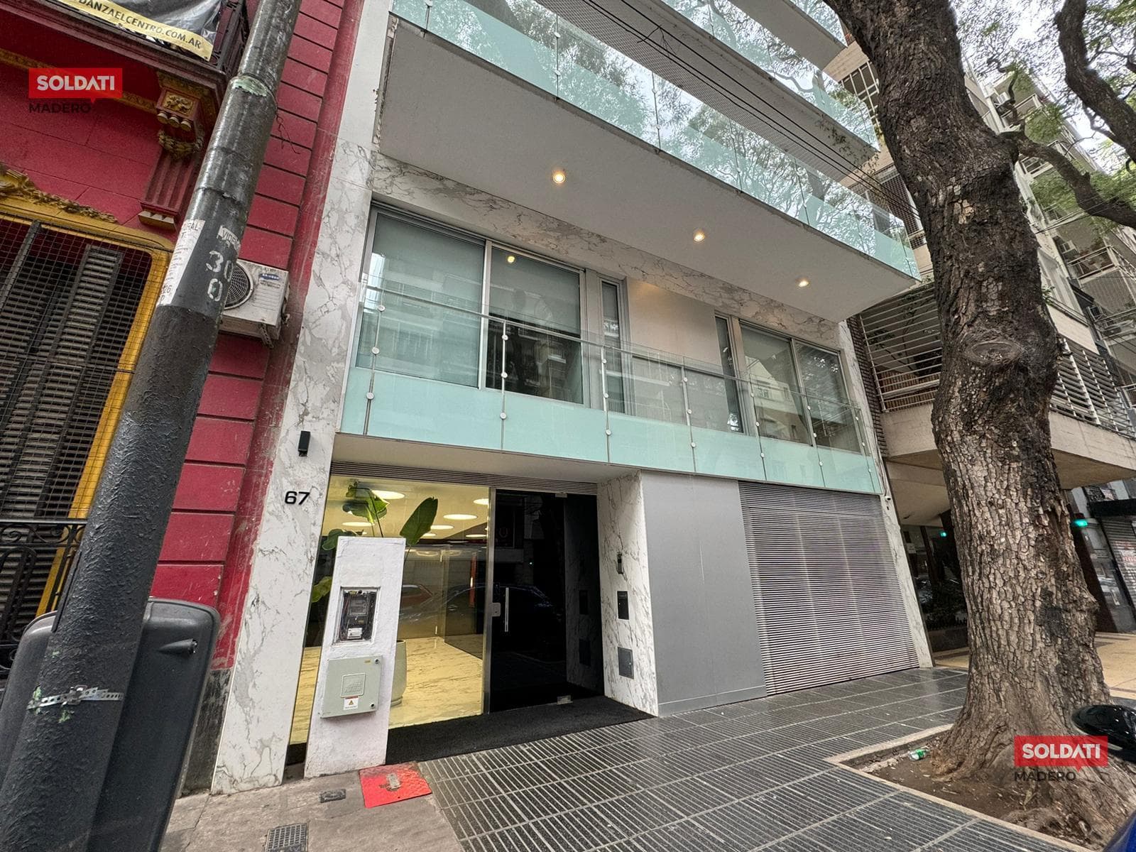 3-Room Apartment for Rent with Balcony and Garage in Caballito