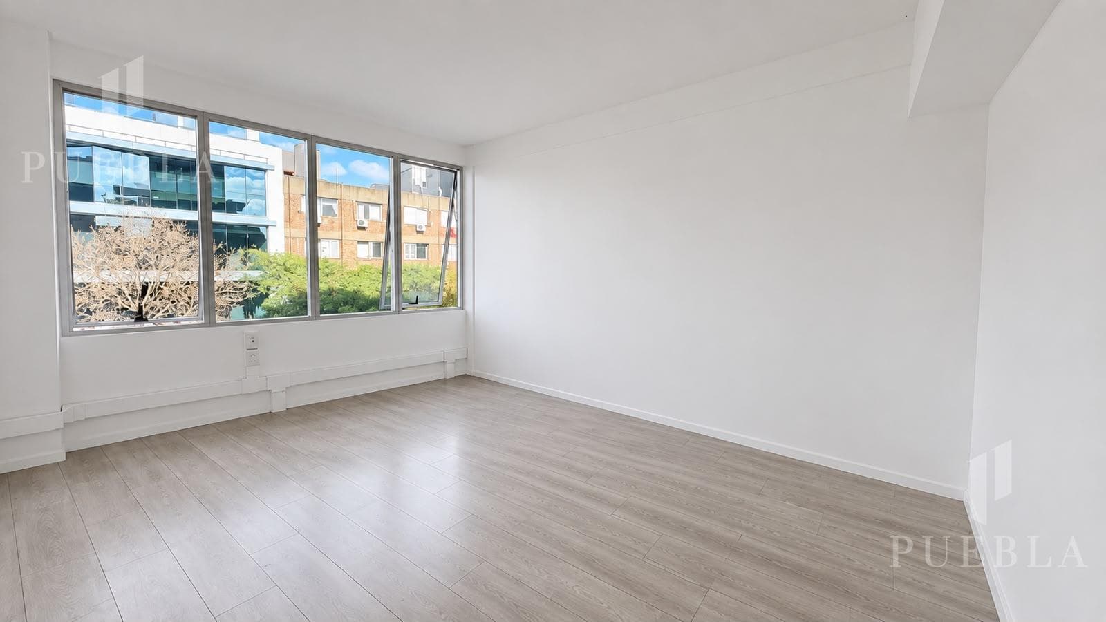 Office for rent with garage - Technology District - Parque Patricios