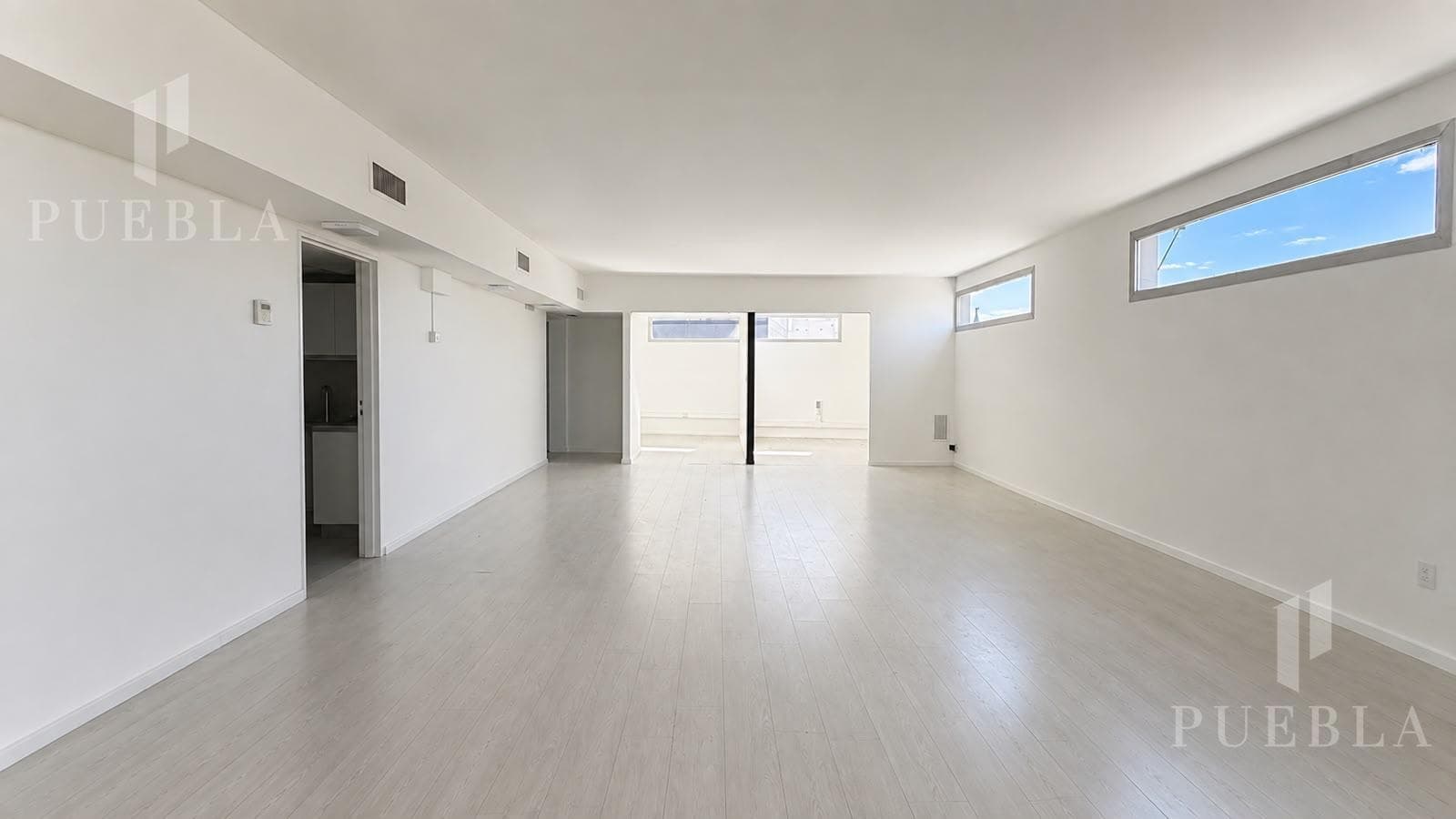 Office for rent with garage - Technology District - Parque Patricios