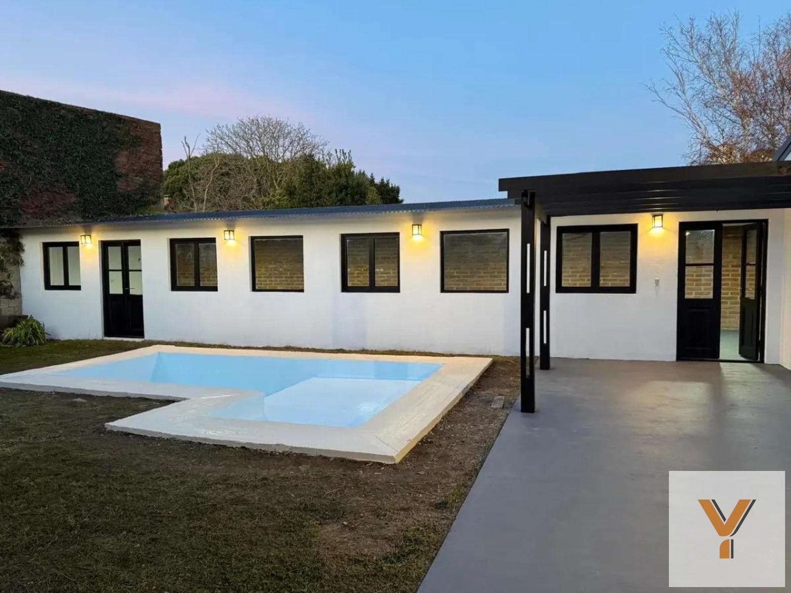 House for Sale - 2 Bedrooms, 1 Bathroom - 435 m - Mar del Plata