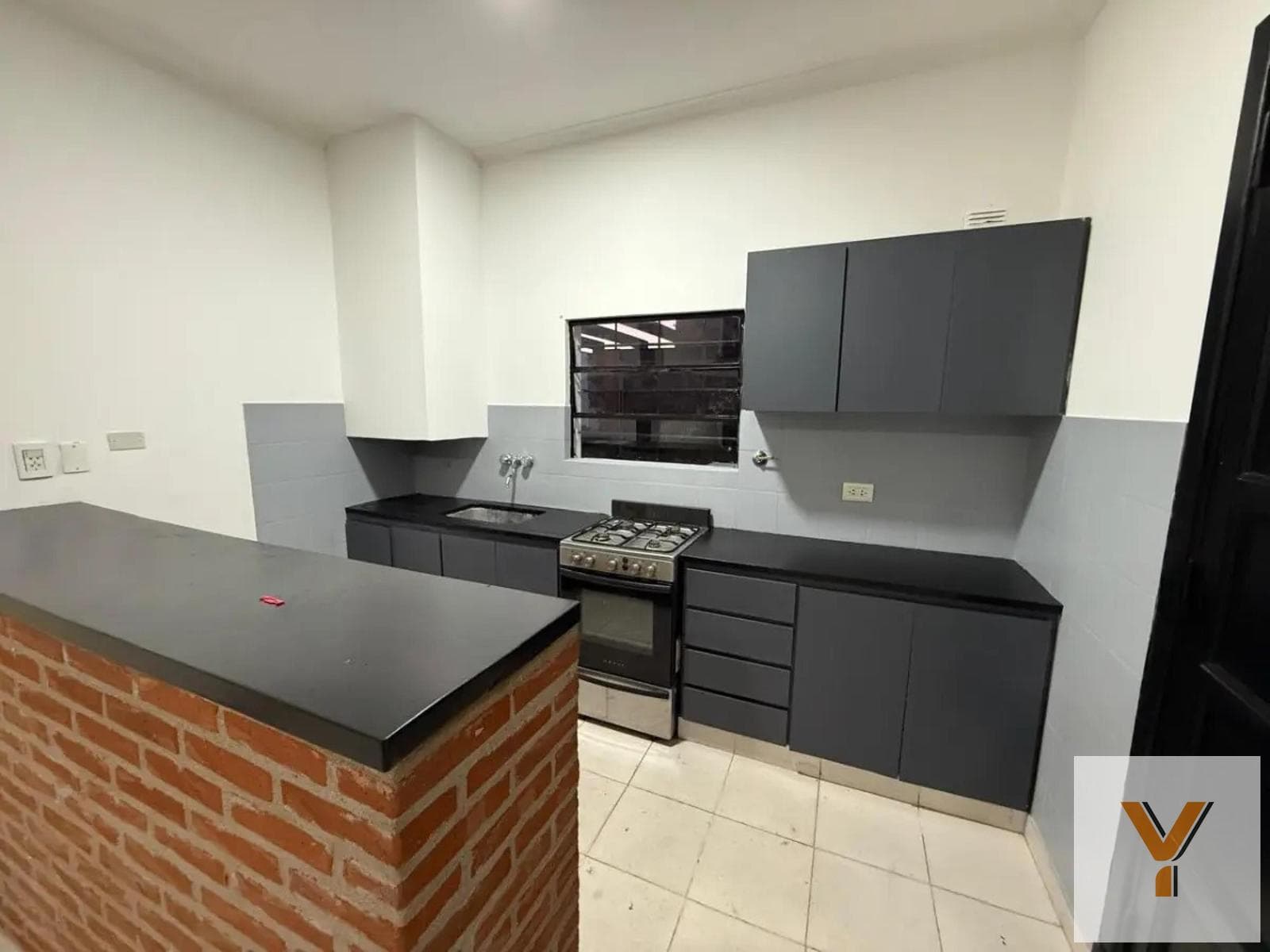 Casa en Venta - 2 Dormitorios 1 Baño - 435mts - Mar Del Plata