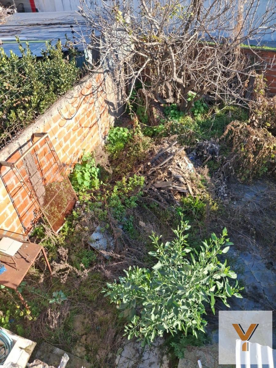 House for Sale - 5 Bedrooms, 2 Bathrooms - 240 m² - Berazategui
