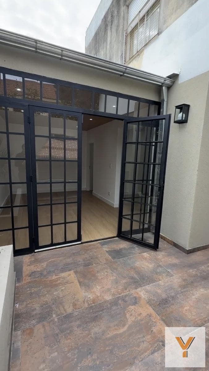 Studio for Sale - 2 Bedrooms, 1 Bathroom - 83 m² - Saavedra