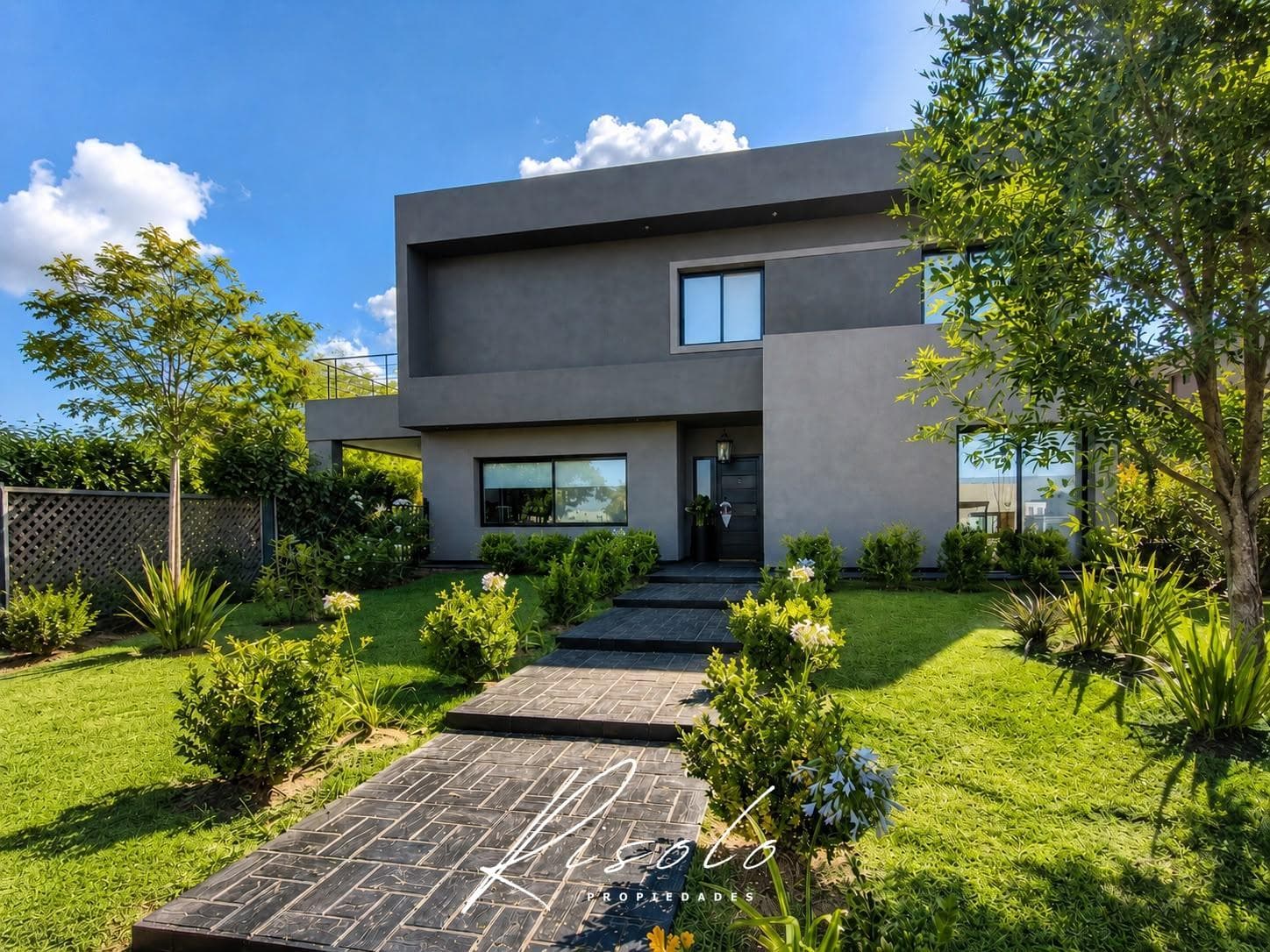 Santa Lucía - Pilar del Este - Modern house with a garden, pool, and terrace