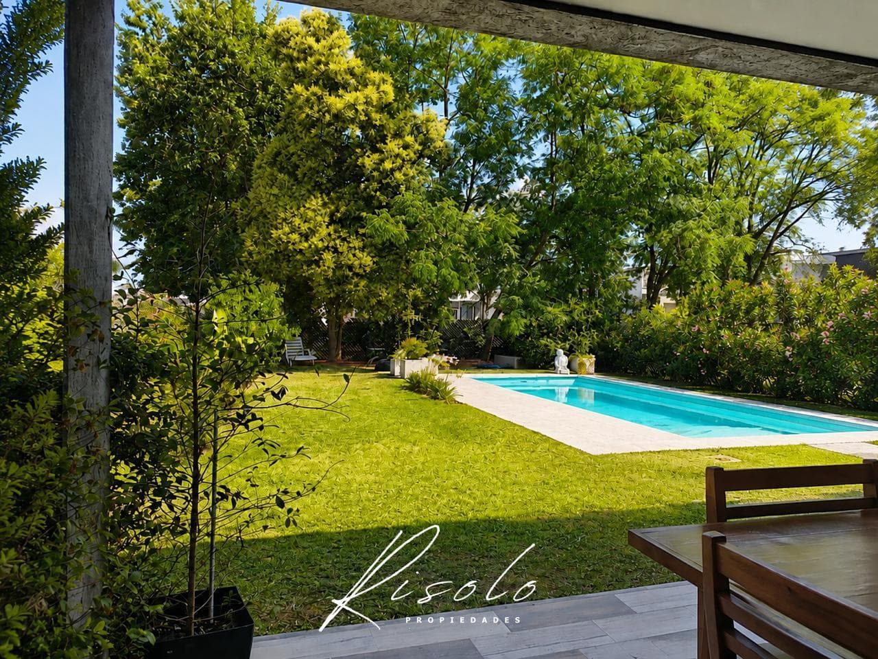 Santa Lucía - Pilar del Este - Modern house with a garden, pool, and terrace