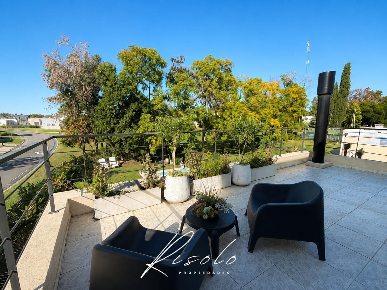 Santa Lucía - Pilar del Este - Modern house with a garden, pool, and terrace