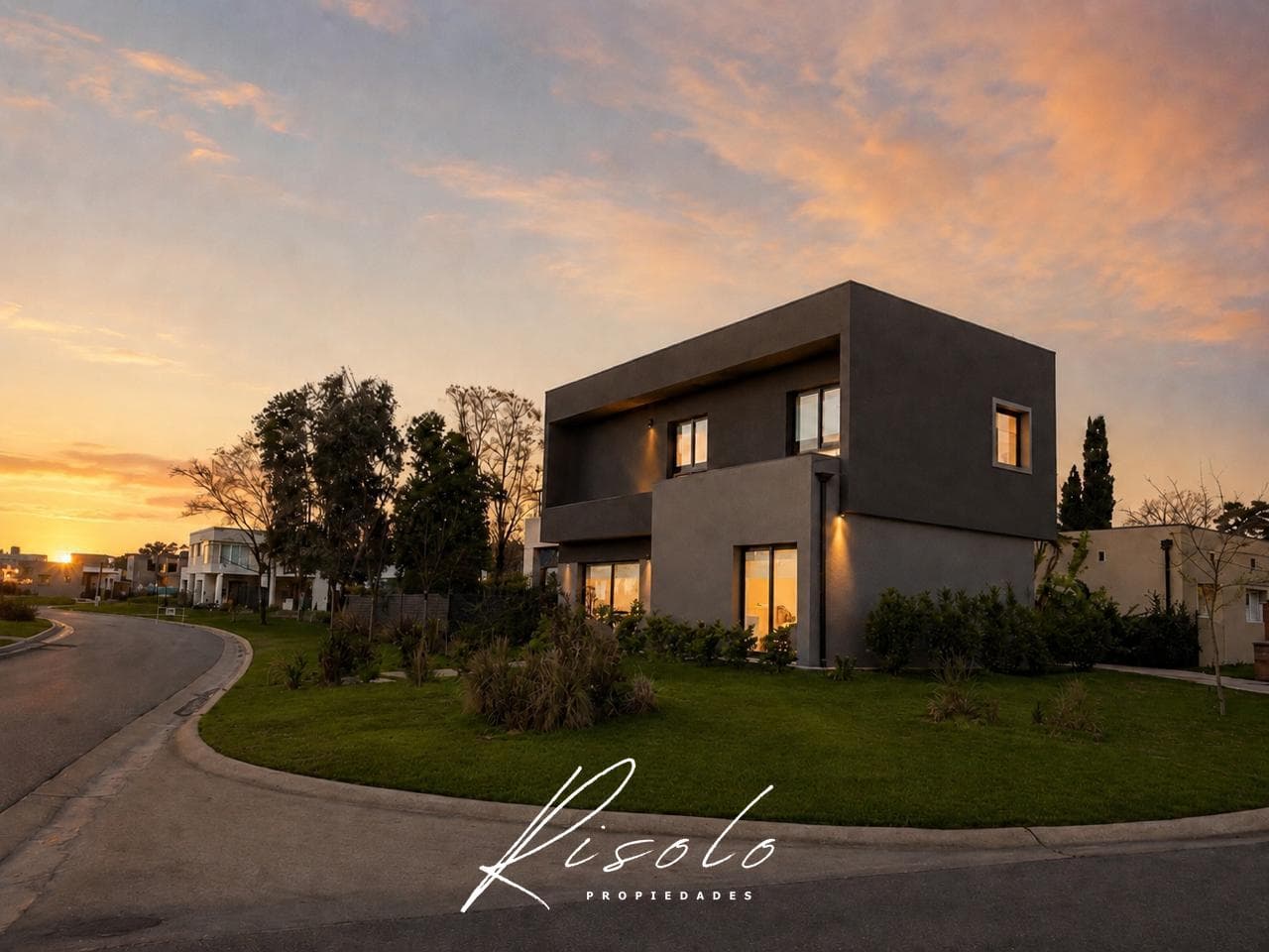 Santa Lucía - Pilar del Este - Modern house with a garden, pool, and terrace