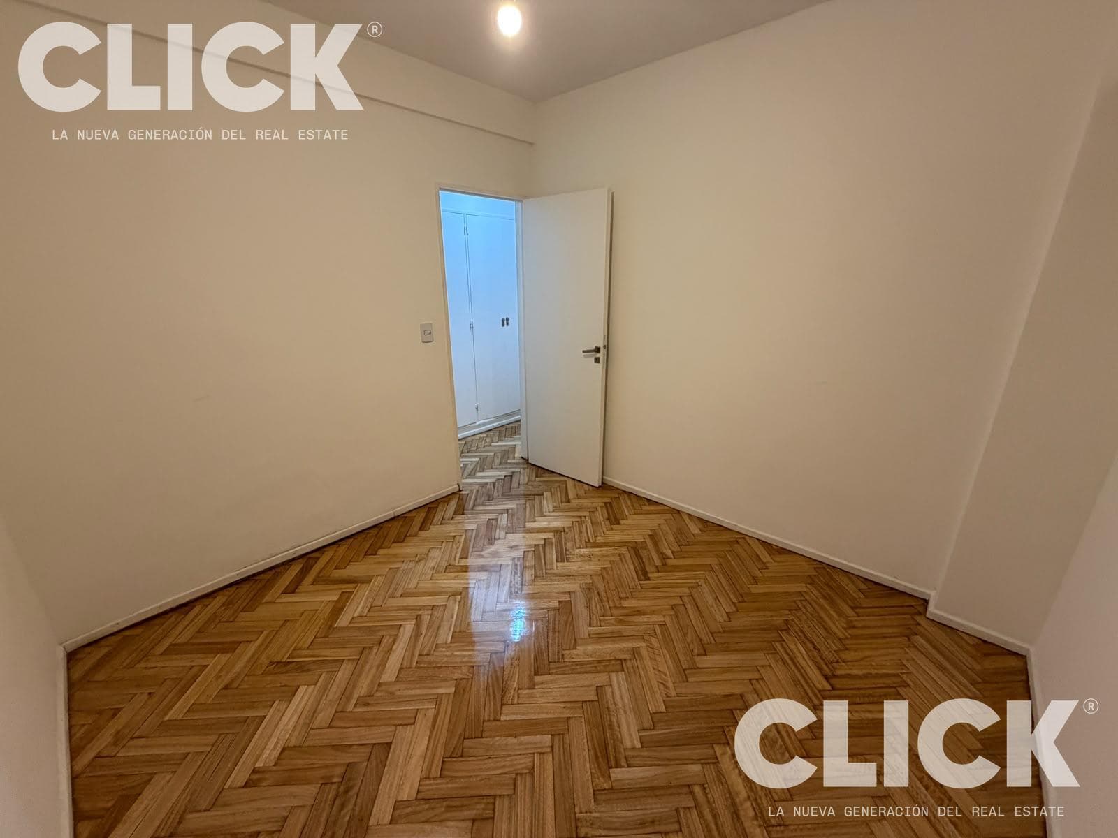 For Sale - 2 Rooms - Separate Kitchen - Recoleta