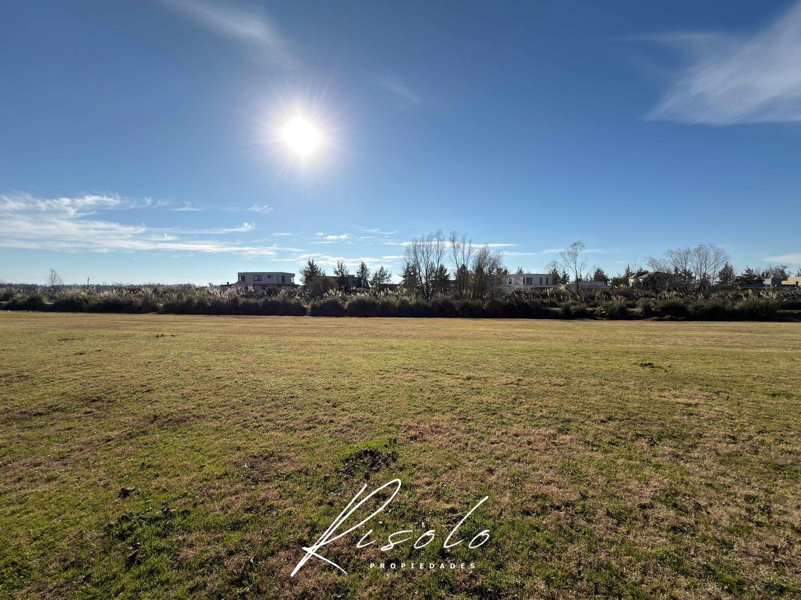 Lot for Sale in the El Naudir Gated Community, Escobar. Schools, Shell, Jumbo