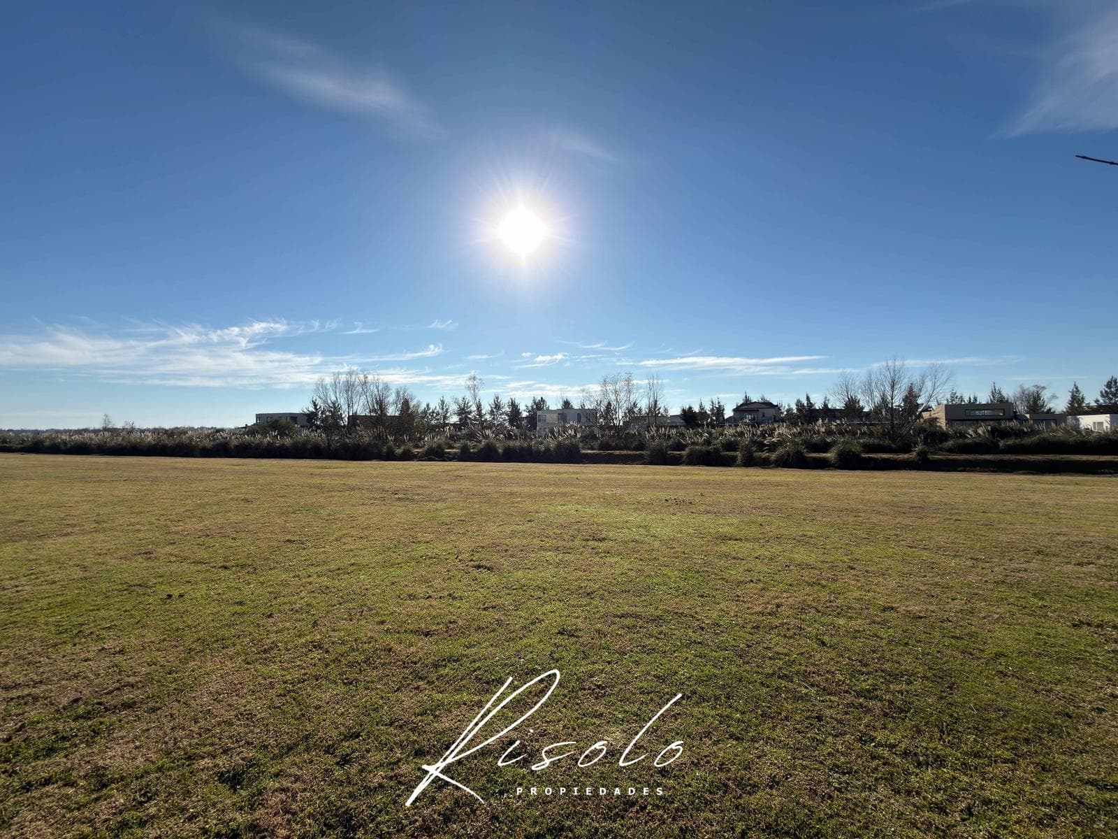 Lot for Sale in the El Naudir Gated Community, Escobar. Schools, Shell, Jumbo