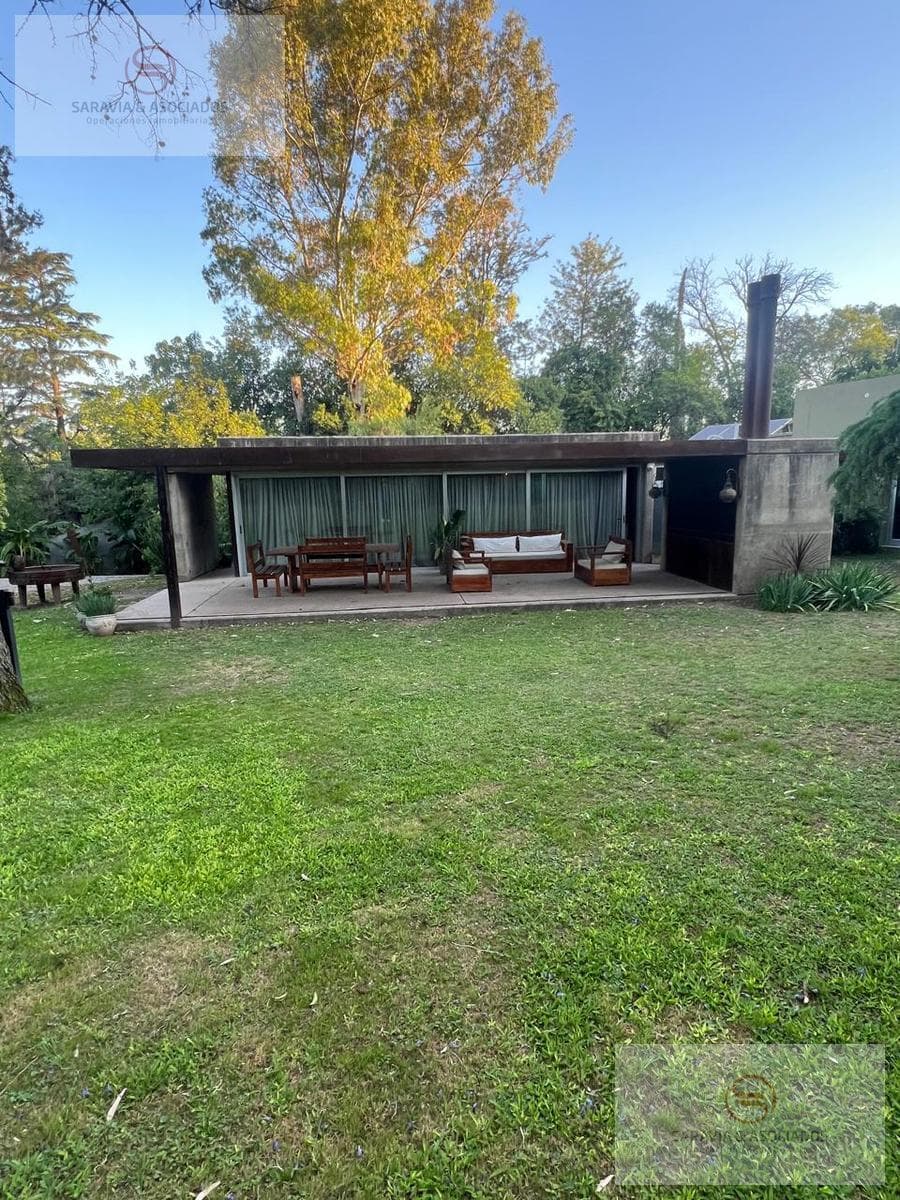 House for Rent, Villa Allende