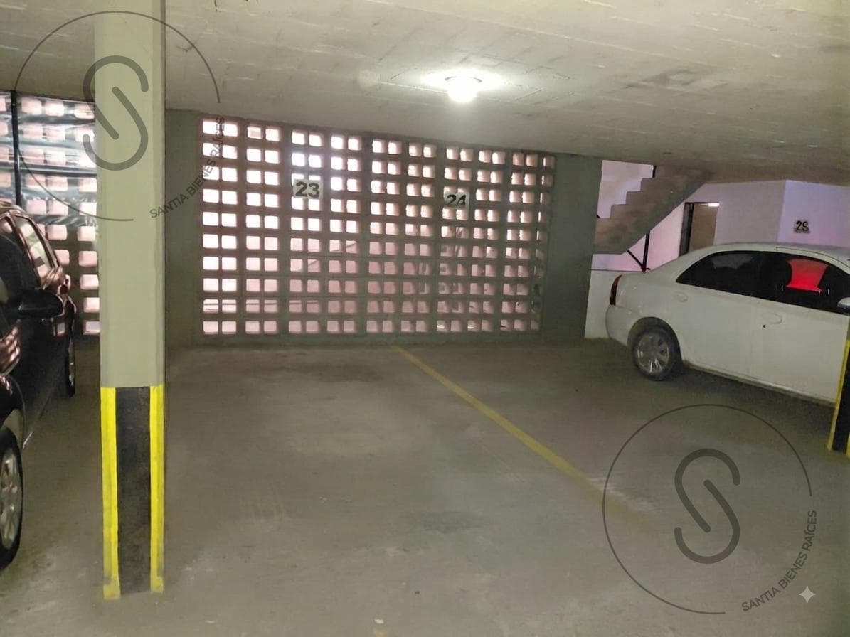 Garage in Nueva Córdoba - GREAT OPPORTUNITY -