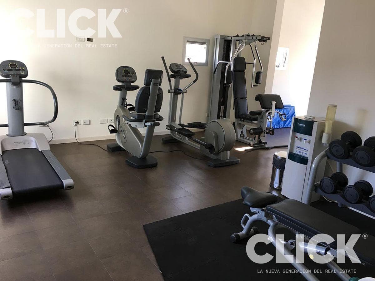 FOR SALE - 4-ROOM APARTMENT - LAUNDRY ROOM - STAFF QUARTERS - 2 PARKING SPACES - AMENITIES - PALERMO