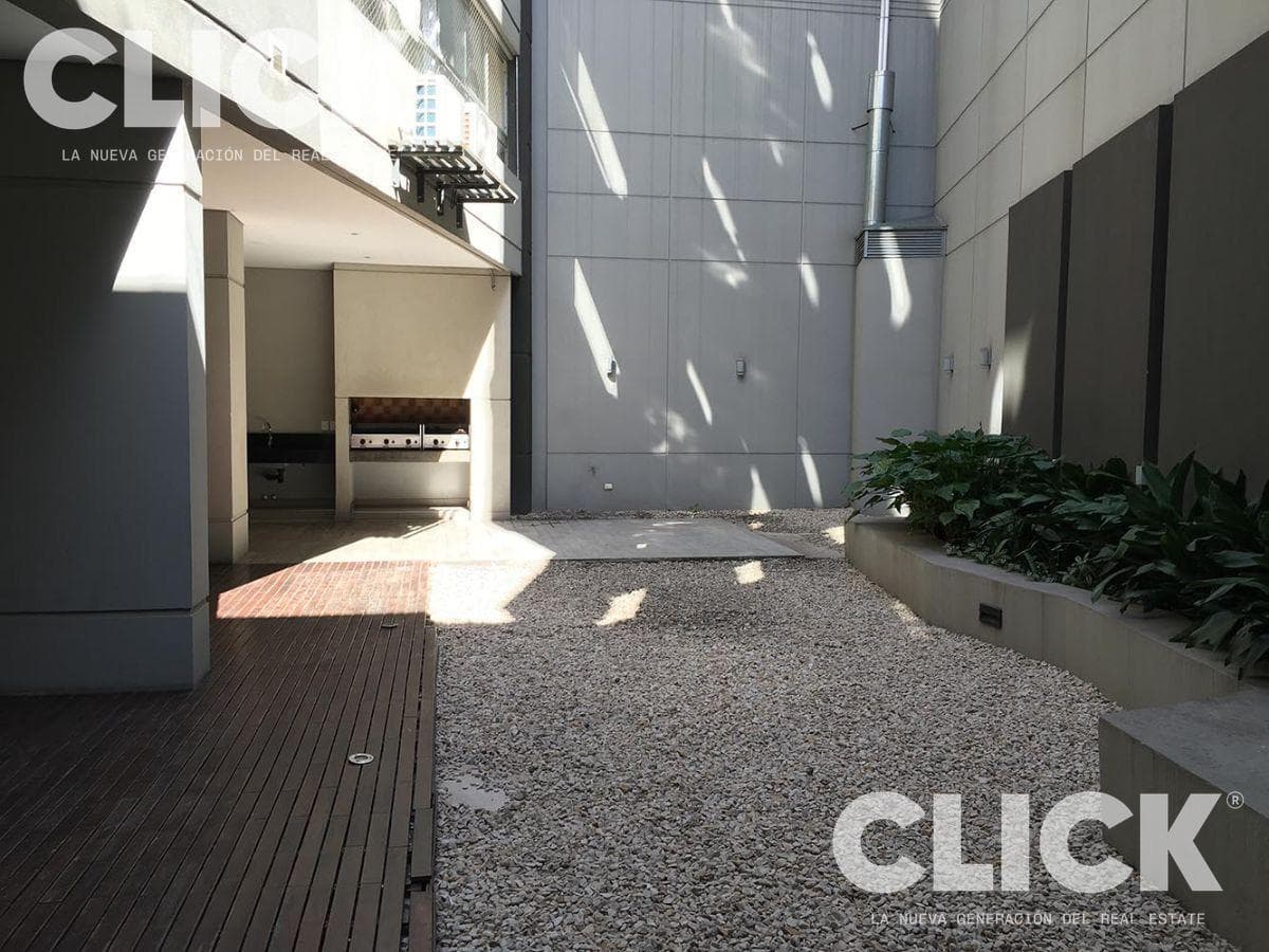 FOR SALE - 4-ROOM APARTMENT - LAUNDRY ROOM - STAFF QUARTERS - 2 PARKING SPACES - AMENITIES - PALERMO