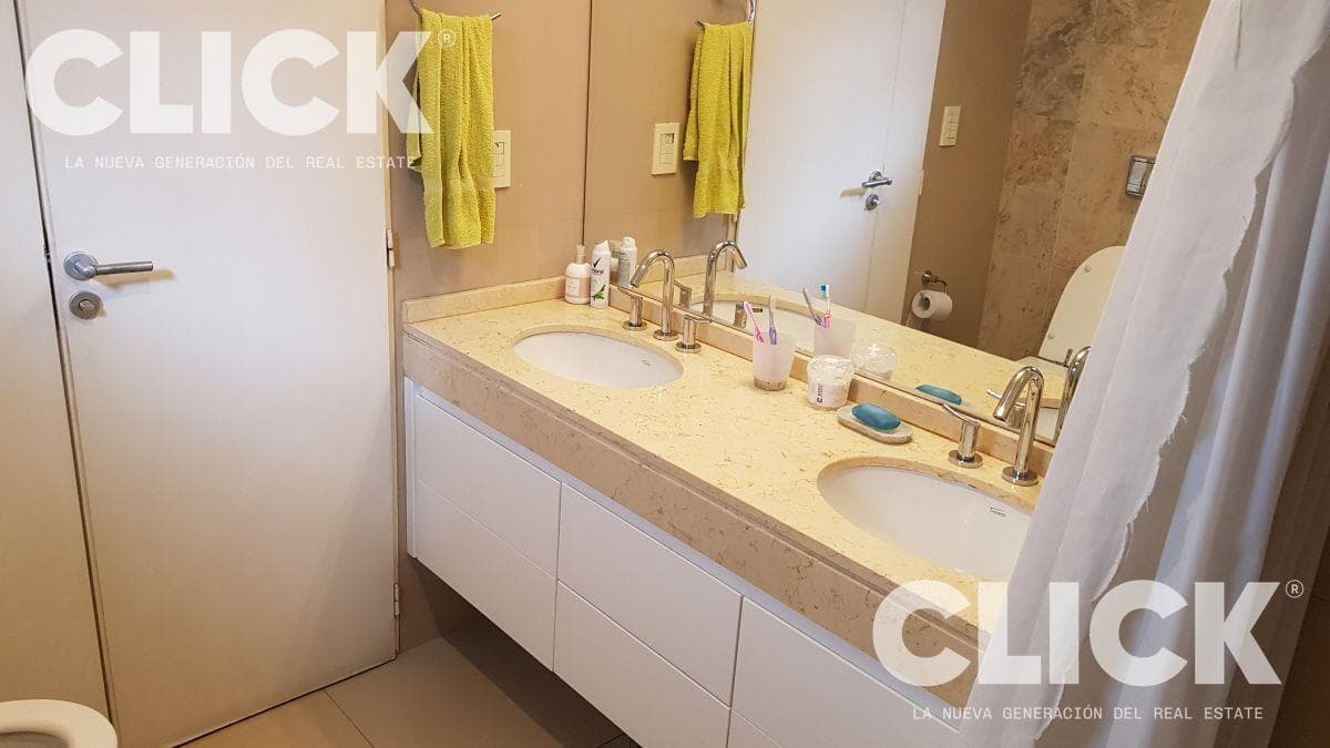 FOR SALE - 4-ROOM APARTMENT - LAUNDRY ROOM - STAFF QUARTERS - 2 PARKING SPACES - AMENITIES - PALERMO