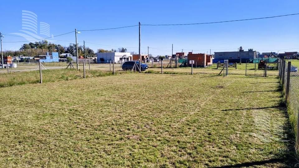 Land for Sale in the Los Alamos Neighborhood