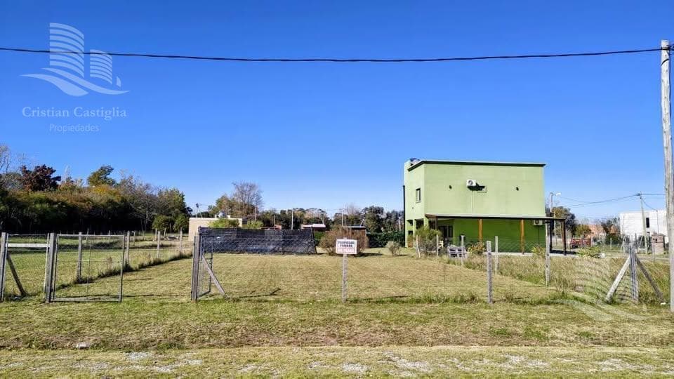 Land for Sale in the Los Alamos Neighborhood