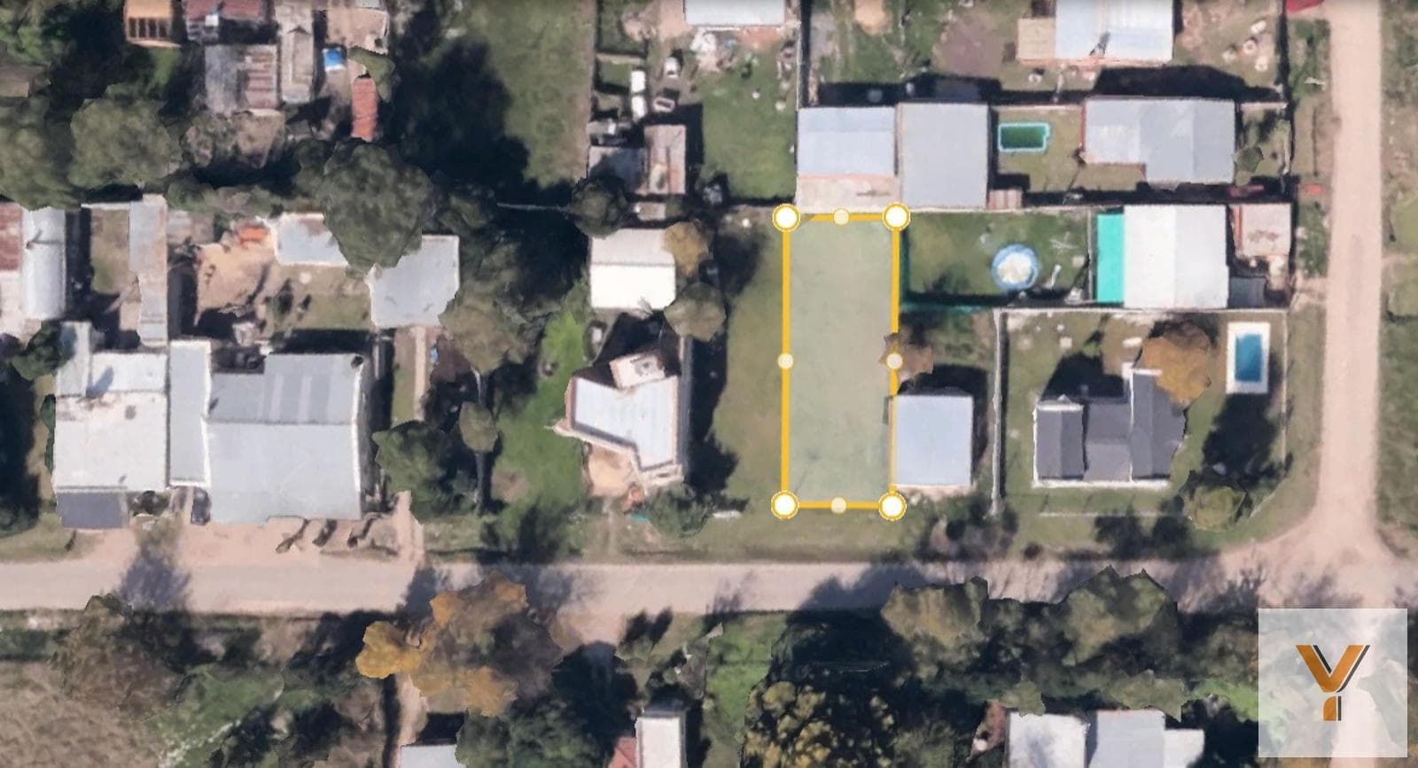 House for Sale - 2 Bedrooms, 1 Bathroom - 300 meters - La Plata