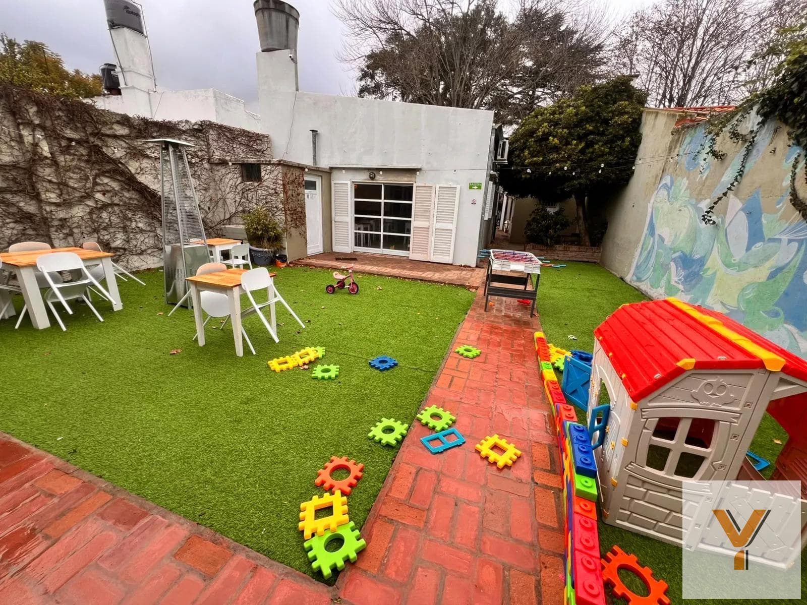Business for Sale - 1 Bathroom - 300 meters - La Plata