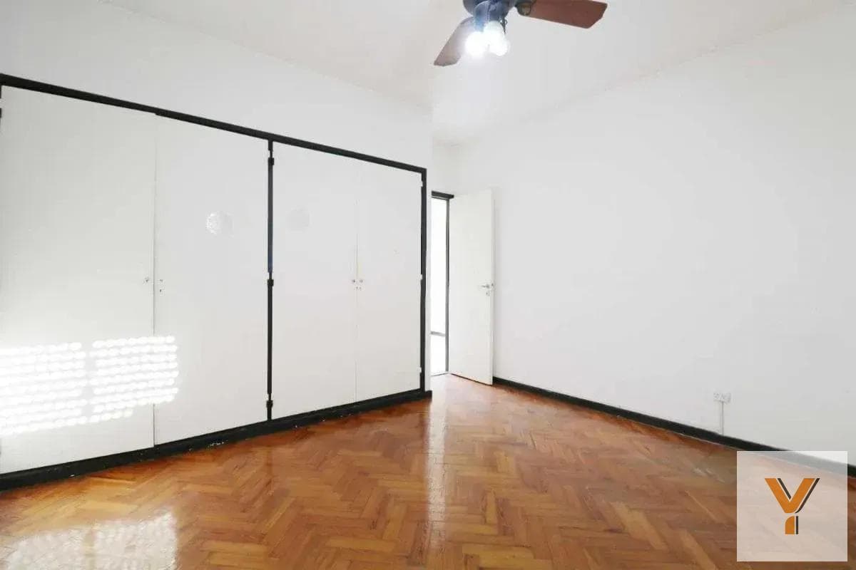 House for Sale - 4 Bedrooms, 2 Bathrooms - 365 m - Villa Urquiza