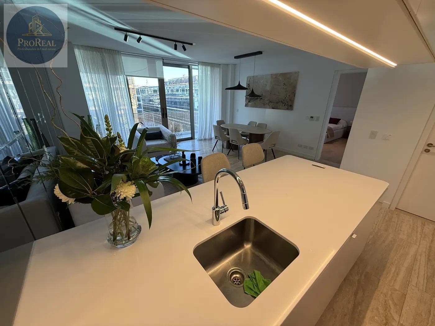 2-Room Apartment for Rent in the Ocenana Building, Puerto Madero