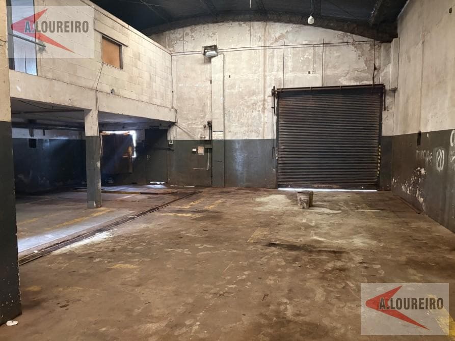 Warehouse and large lot