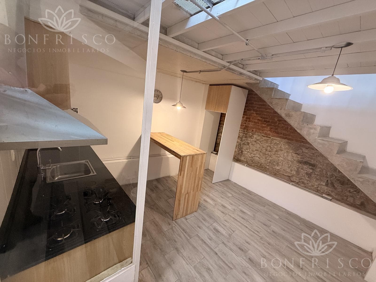 1-Bedroom Apartment