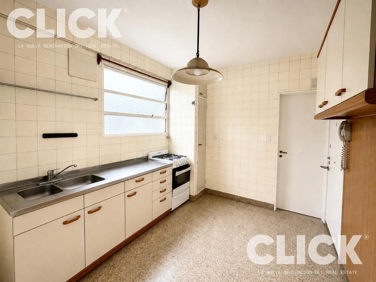 FOR SALE: 4-ROOM APARTMENT WITH BALCONY - VERY BRIGHT - BELGRANO
