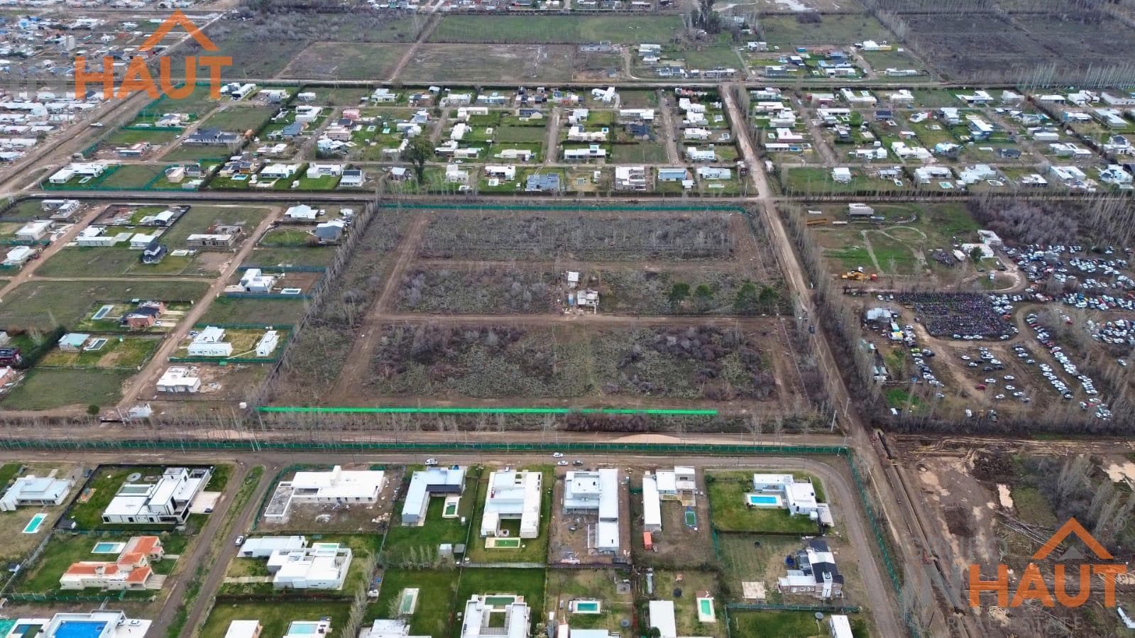 Lots for Sale in a Gated Community