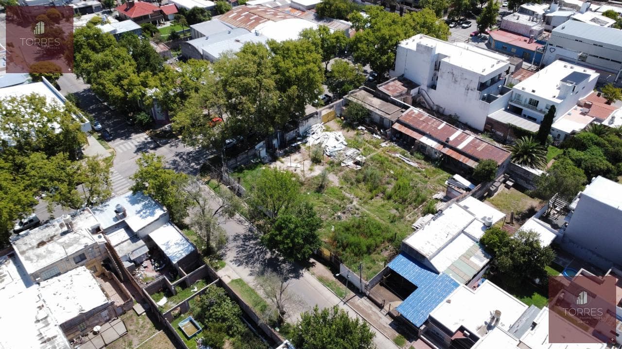 COMMERCIAL LAND FOR SALE ON AVENIDA MITRE, VILLA MERCEDES, SAN LUIS