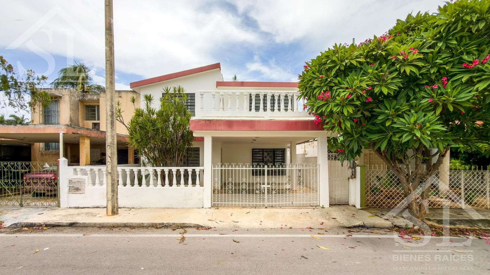 4-bedroom house in the city, near parks and shopping centers, Mérida, Yucatán