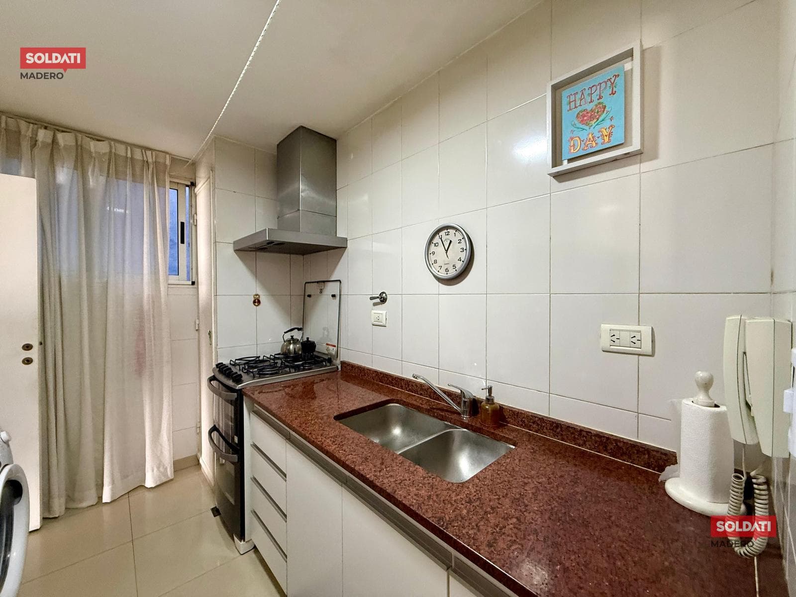 3-Bedroom, 2-Bathroom Apartment for Sale with Balcony in Belgrano