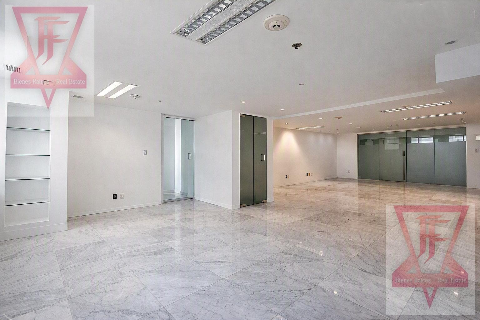 100 m² Corporate Office Space for Rent at WTC Mexico City (CDMX)