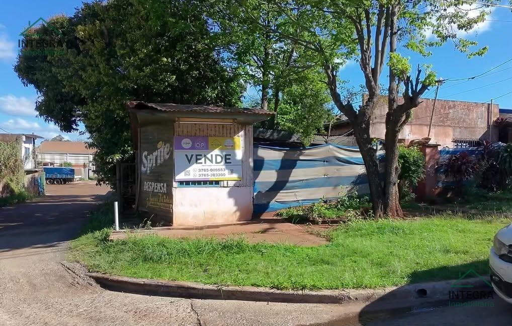 Lot for sale measuring 15 × 30 m (450 m²)