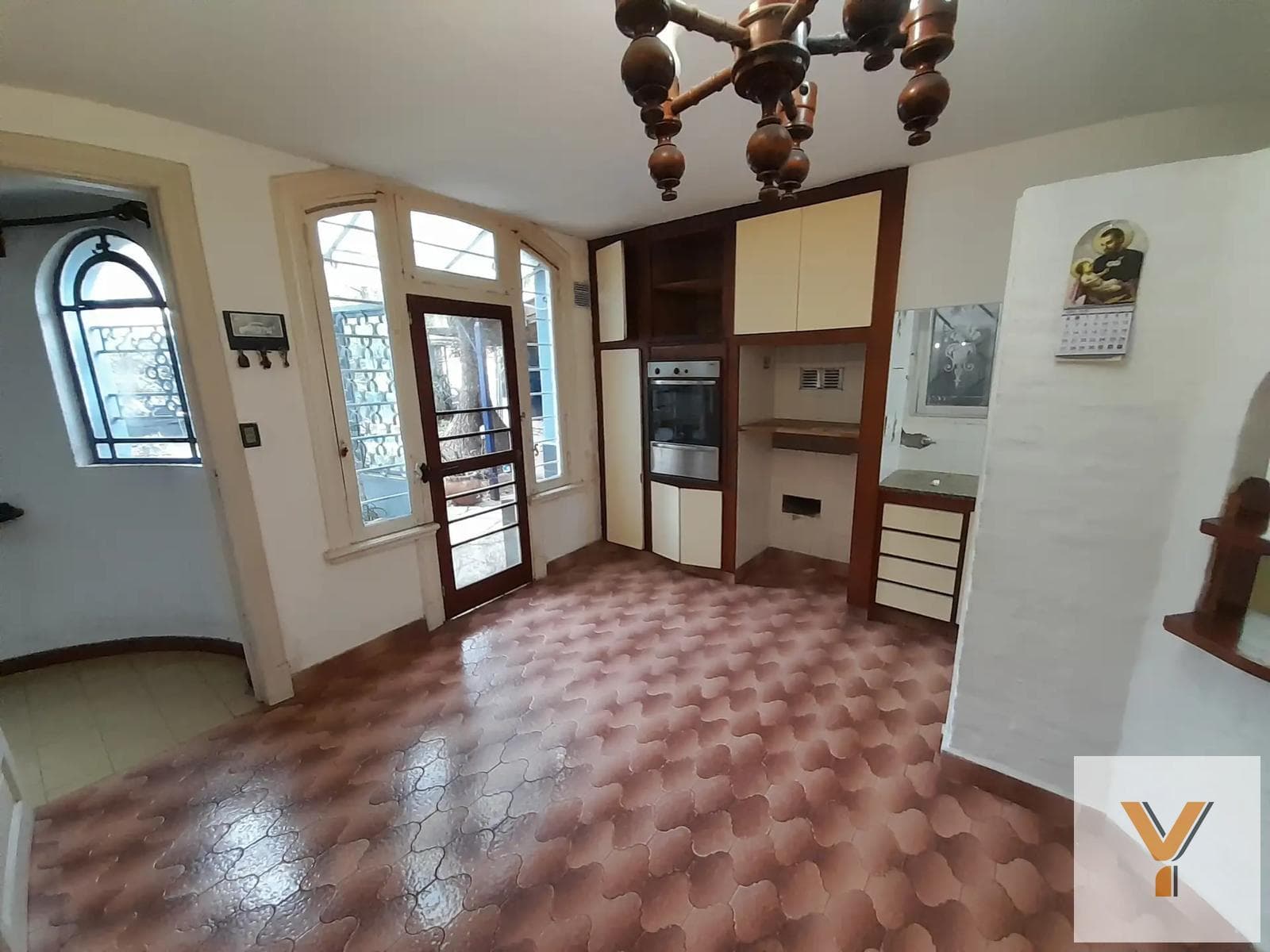 House for Sale - 4 Bedrooms, 2 Bathrooms - 232 m - San Fernando