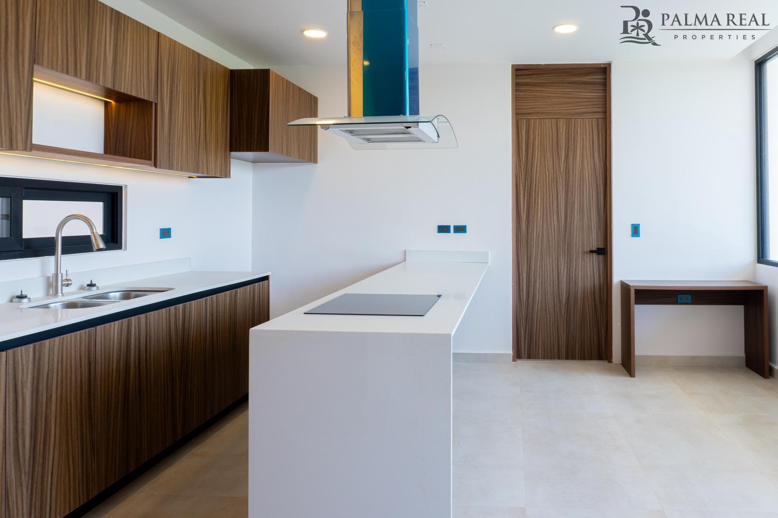 Your paradise in La Veleta: apartment with a private pool