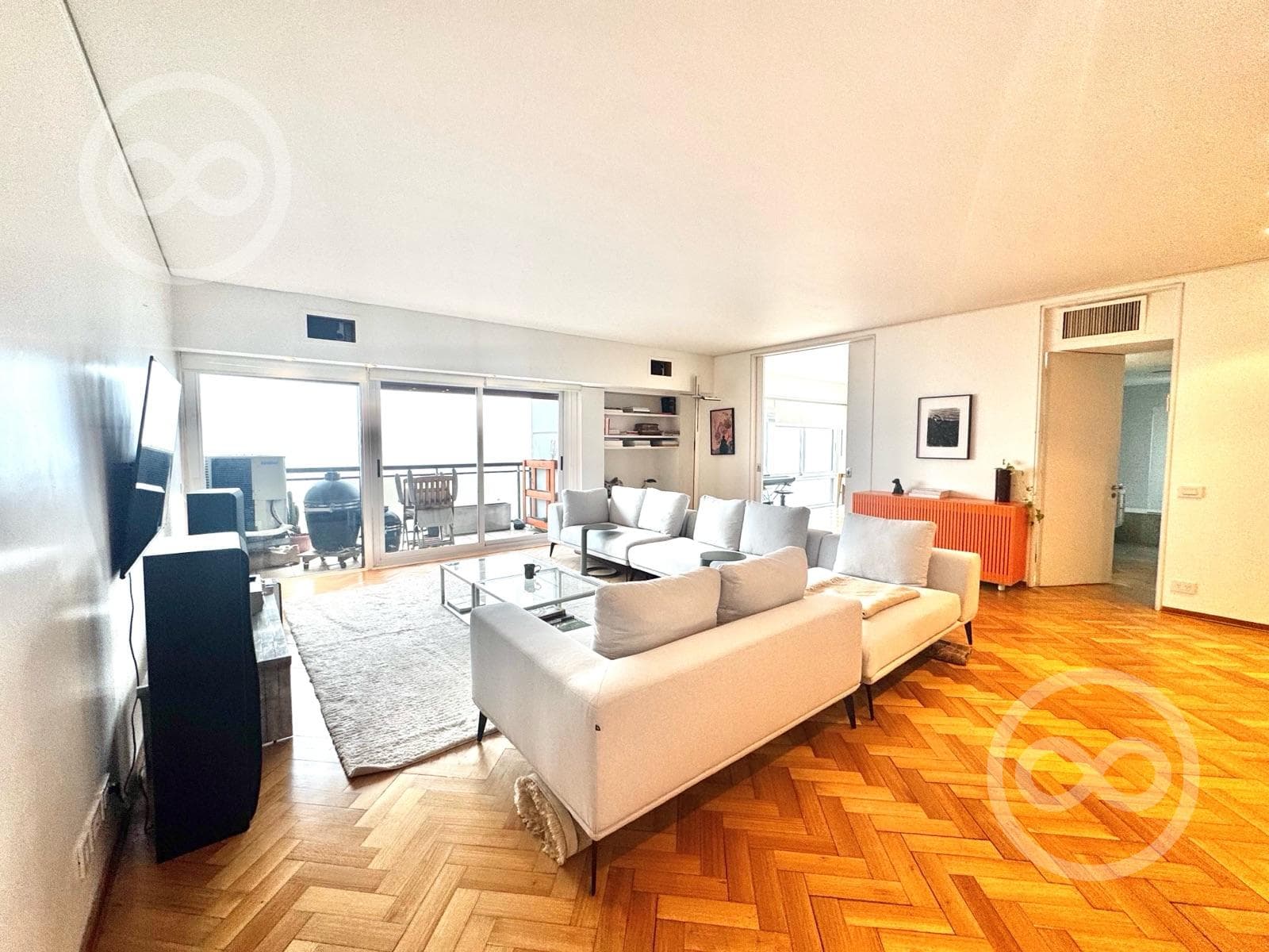 Piso en venta Retiro Recoleta Altisimo 3 dormitorios Cochera Amenities